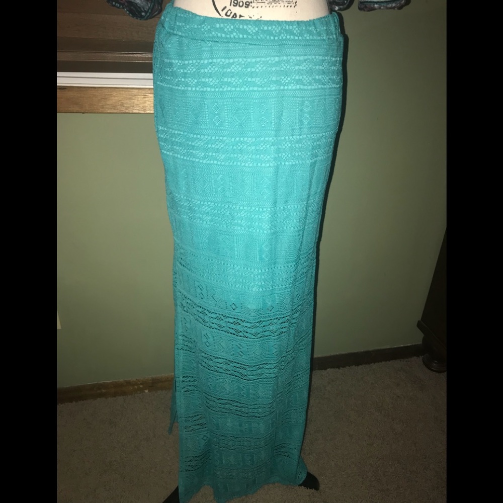 Charlotte Russe maxi skirt